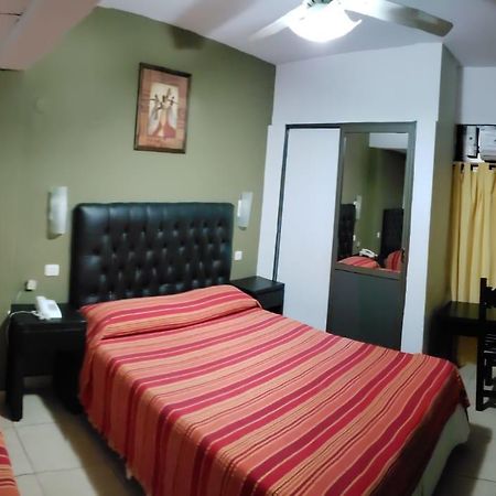 Hotel Bristol Parana Luaran gambar