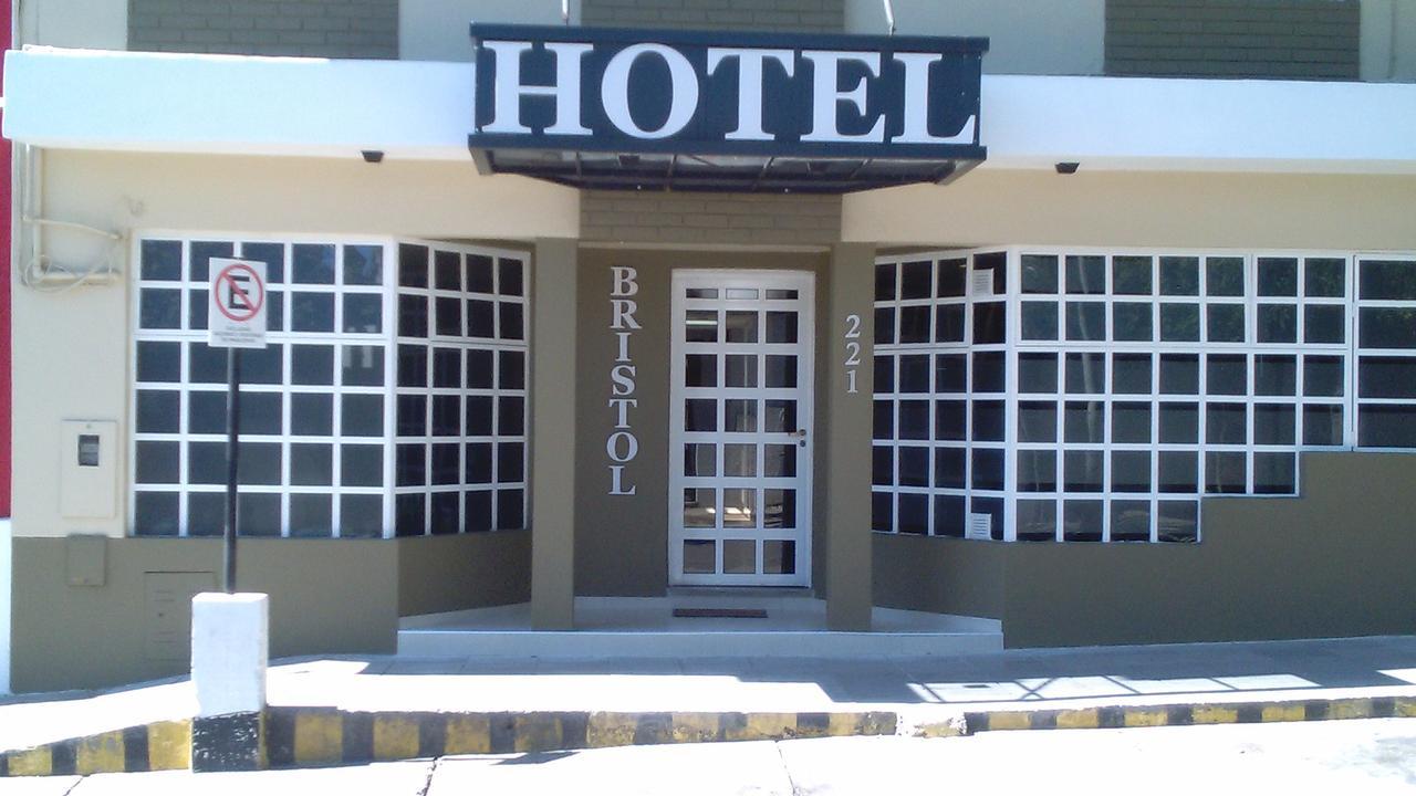 Hotel Bristol Parana Luaran gambar