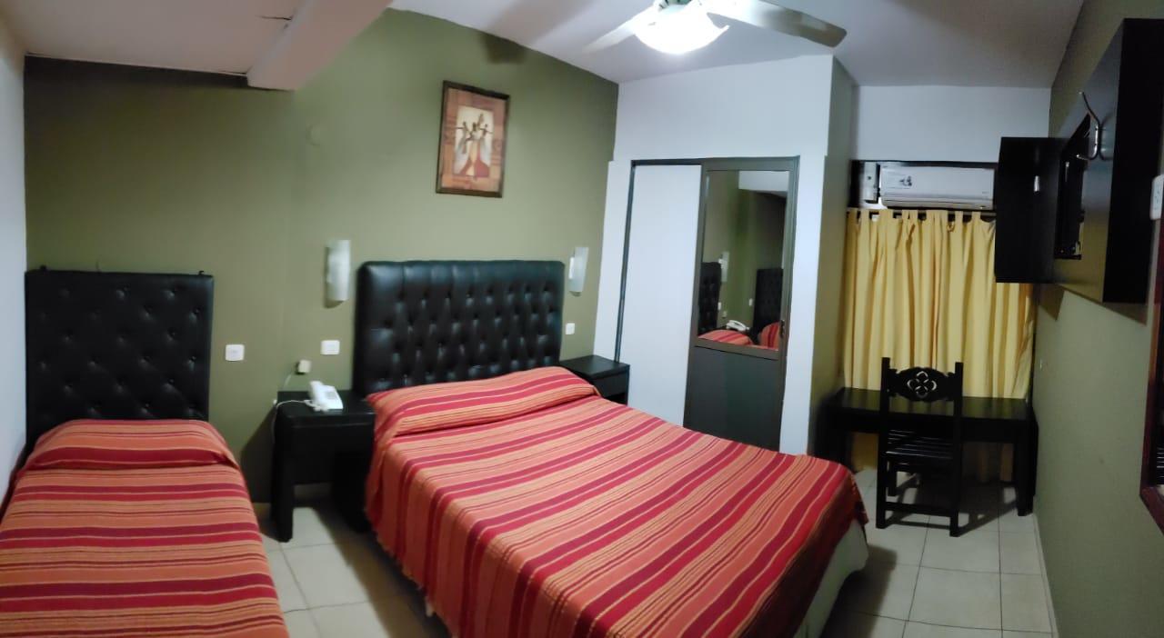 Hotel Bristol Parana Luaran gambar